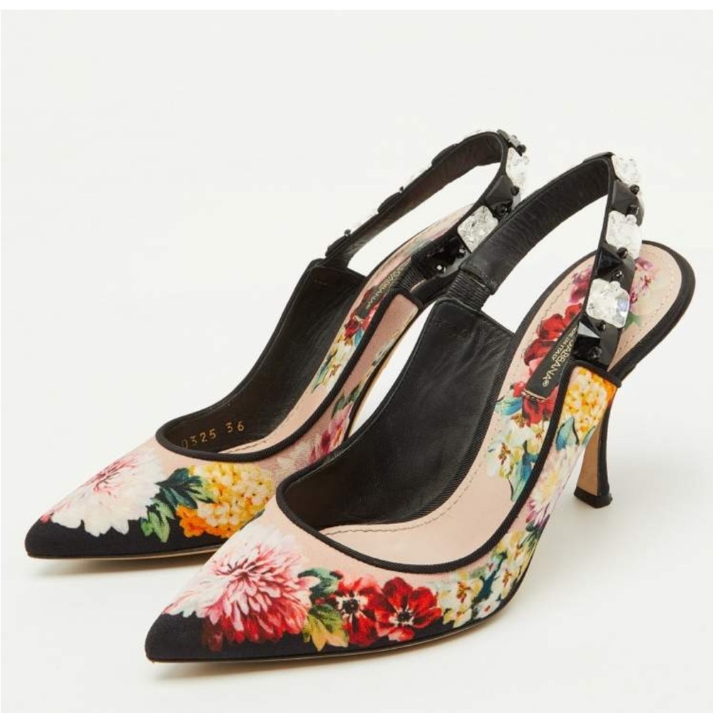 DOLCE AND GABBANA heels. Size 38